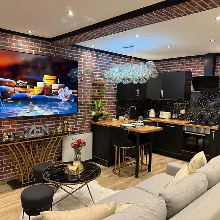 L' Echappee Etoilee Estrees-Mons